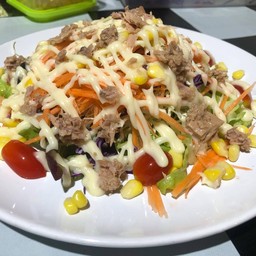 สลัดทูน่า