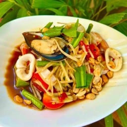 ส้มตำ & อาหารตามสั่งในบ้าน