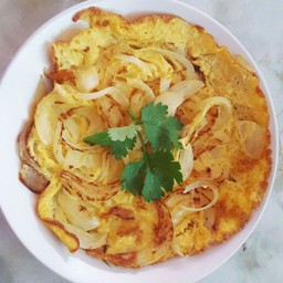 ข้าวไข่เจียวหอมใหญ่