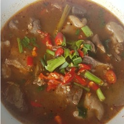 ต้มขมเครื่องในเนื้อ