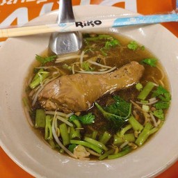 เกาเหลาจัมโบ้ไก่ตุ๋น