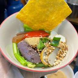 เย็นตาโฟต้มยำ.