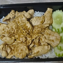 ข้าวไก่กระเทียม