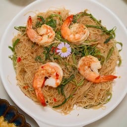 Stir-Fried Rice Vermicelli With Water Mimosa And Shrimp
