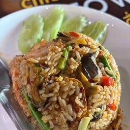 ข้าวผัดต้มยำ