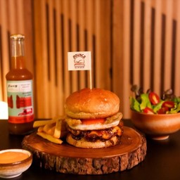 Ka-Prao Burger Set