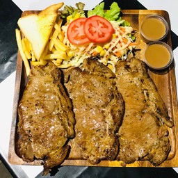 สเต็กยักษ์ ( โคุขน+โคขุน+โคขุน )