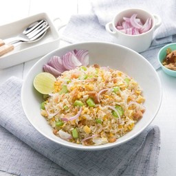 ข้าวผัดคะน้าปลาเค็ม (ใหญ่)