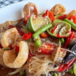 ยำเส้นเล็กแค๊ปหมู