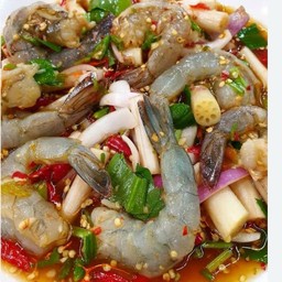 ยำไหลบัวกุ้งสด