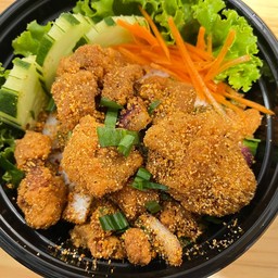 ข้าวยำไก่แซ่บ