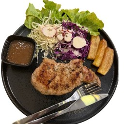 สเต็กหมูพริกไทยดำ