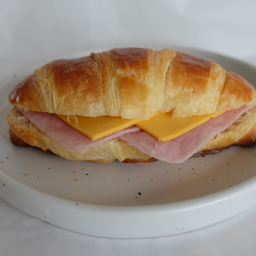Ham & Cheese Croissant ครัวซองต์แฮมชีส