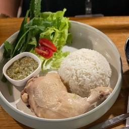 ข้าวไก่ต้มน้ำปลา