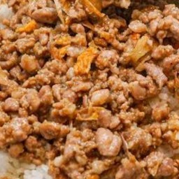 ข้าวหมูสับทอดกระเทียมพริกไทย