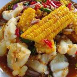 ยำไข่ปลาหมึก