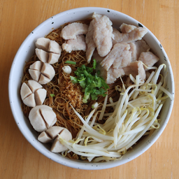 หมี่คลุก  Rice Noodle with Pork Balls