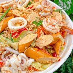 ยำมาม่ารวม