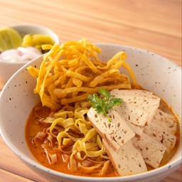 Khao-Soi Vegetarian ( ข้าวซอยมังสวิรัติ )