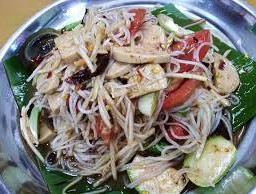 ตำซั่วหมูยอ