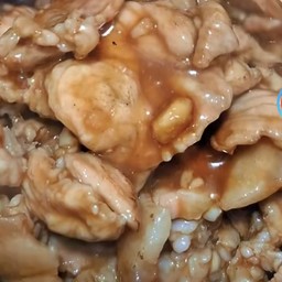 หมูกระเทียมแบบฉ่ำๆราดข้าว(แบบไม่ทอด)