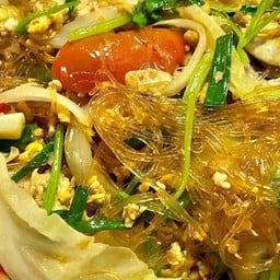 ผัดวุ้นเส้นราดข้าว