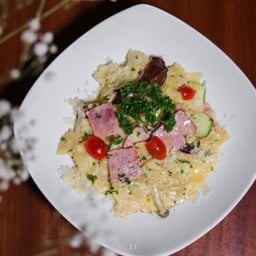 พาสต้าคาโบนาร่าครีมแฮมเห็ด