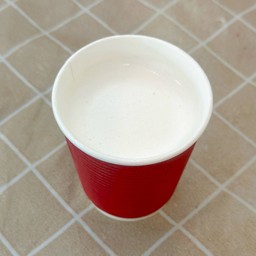 นมสดร้อน