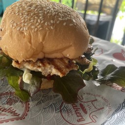 เบอร์เกอร์อกไก่ย่าง