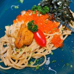 พาสต้าครีมไข่หอยเม่น