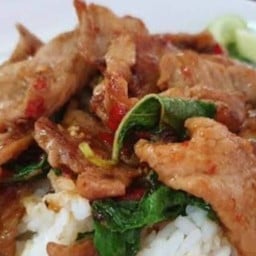 ตาอ้วน ก๋วยเตี๋ยวเรือหมูน้ำตก,อาหารจานเดียว