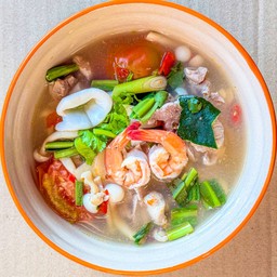 ต้มยำรวมน้ำใส