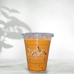 Thai milk tea