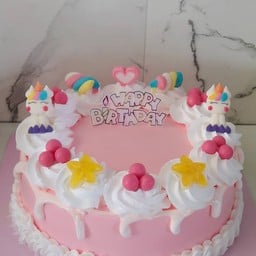 เค้กนมสดแต่งมาชเมลโล่เยลลี่