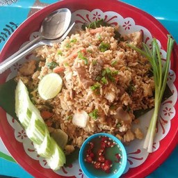 ข้าวผัดหมู
