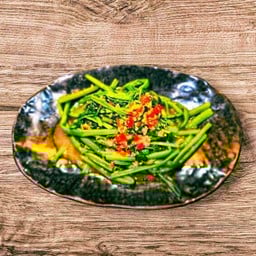 ผัดผักบุ้งไฟแดง