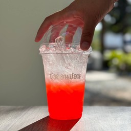 สตอเบอรี่ อิตาเลียนโซดา