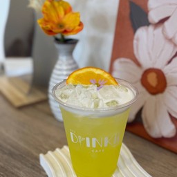 ออร่าดริ้ง