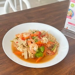 ยำหมูสับไก่สับสไตล์คุณนาย