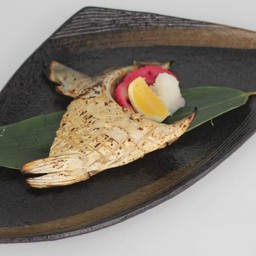 Kama Hamachi Shio Yaki