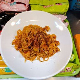สปาเก็ตตี้ไก่ 99