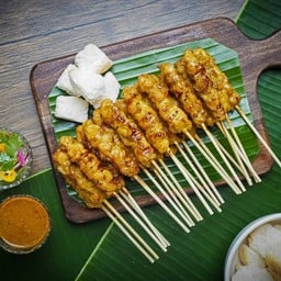 หมูสะเต๊ะชุดใหญ่ 22 ไม้