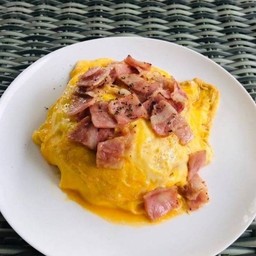 ข้่าวหน้าไข่ Omu Rice ( Egg All Day)