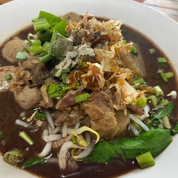 ก๋วยเตี๋ยวลูกชิ้นเนื้อสด เนื้อเปื่อย