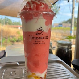สตอเบอรี่โยเกิร์ตปั่น