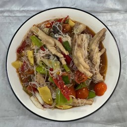 ตำขนมจีนตีนไก่ปูปลาร้า