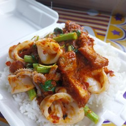 ข้าวพริกแกง