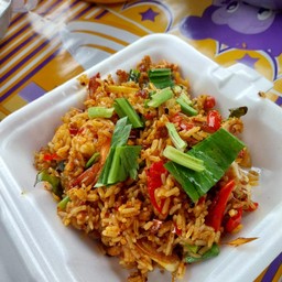 ข้าวผัดต้มยำ