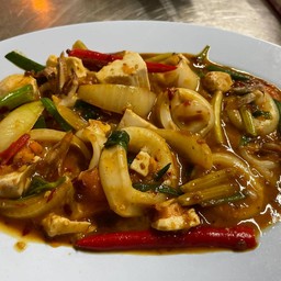 หอยลายผัดพริกเผา