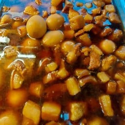 พะโล้(กับข้าว)